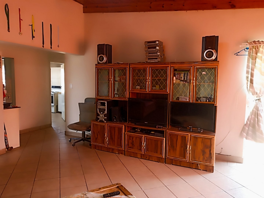 3 Bedroom Property for Sale in Potchefstroom South North West